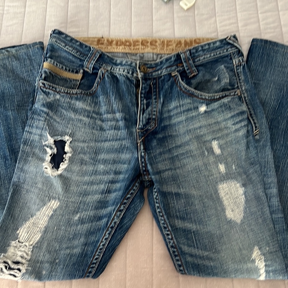 (EXPRESS JEAN) Men’s new fashion (SLIM FIT LOW RISE
BOOT CUT) jeans size W34-L32